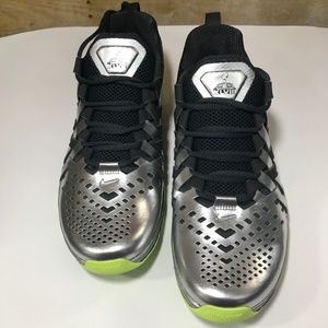 free trainer seahawks